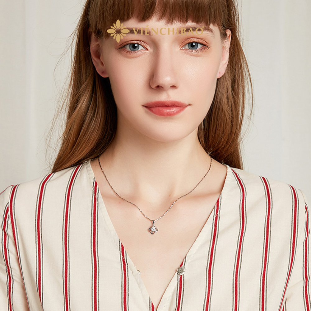 DÂY CHUYỀN 4 CÁNH MOISSANITE - HuyK Mê Kim Hoàn - D0009